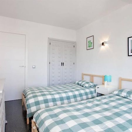 Puertosol 33 - 2 Bed Apartment, Beach Puerto Marina Benalmádena Dış mekan fotoğraf