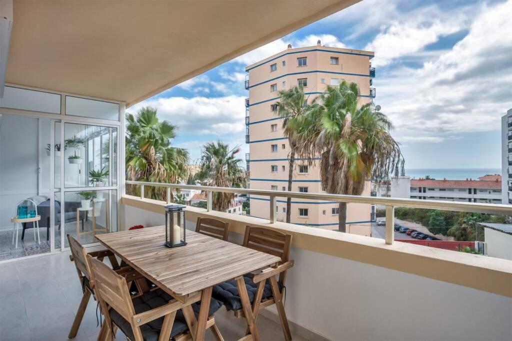 Puertosol 33 - 2 Bed Apartment, Beach Puerto Marina Benalmádena Dış mekan fotoğraf