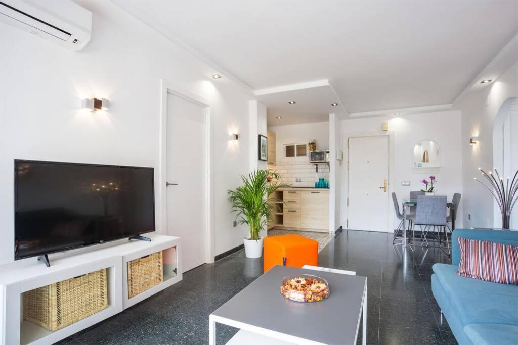 Puertosol 33 - 2 Bed Apartment, Beach Puerto Marina Benalmádena Dış mekan fotoğraf